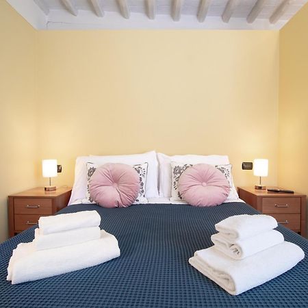 A Casa Di Irene Apartment Lucca Bagian luar foto