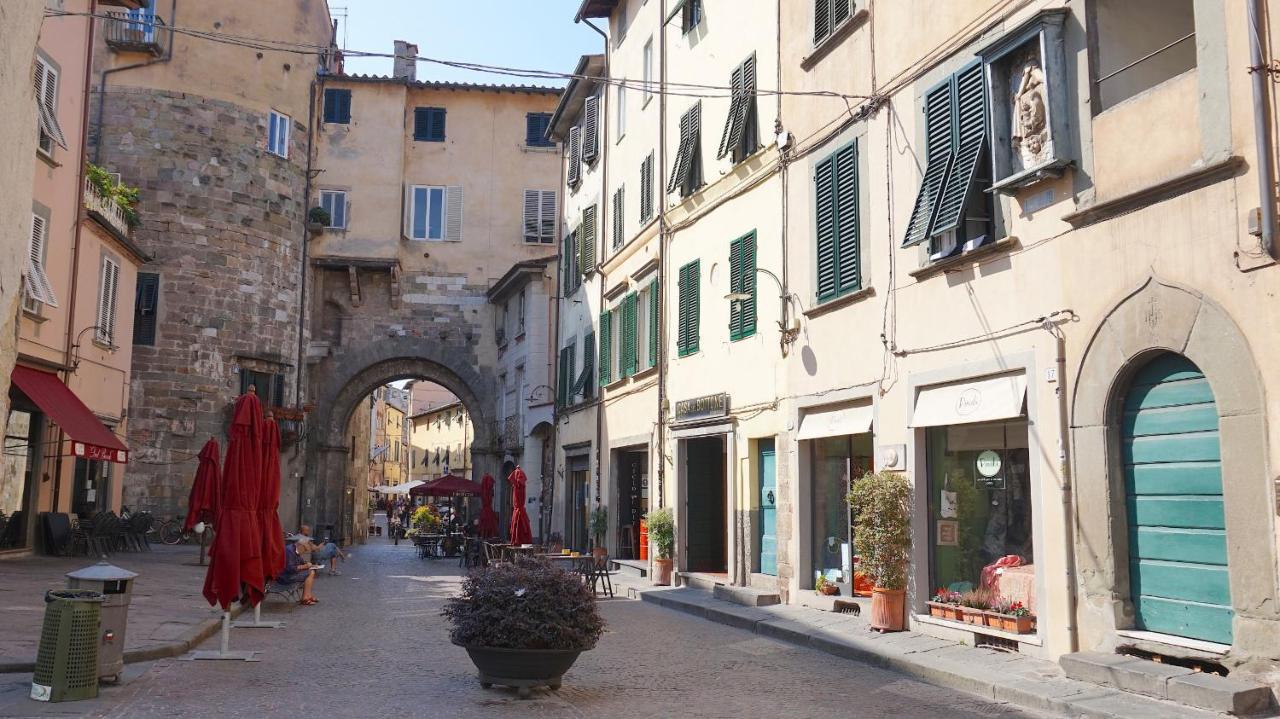 A Casa Di Irene Apartment Lucca Bagian luar foto