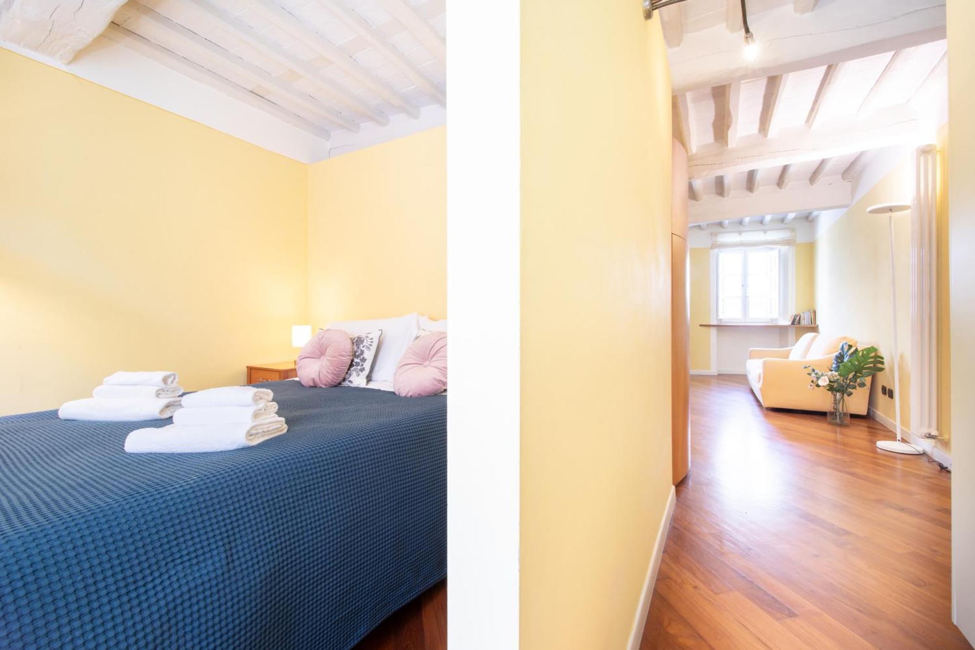 A Casa Di Irene Apartment Lucca Bagian luar foto