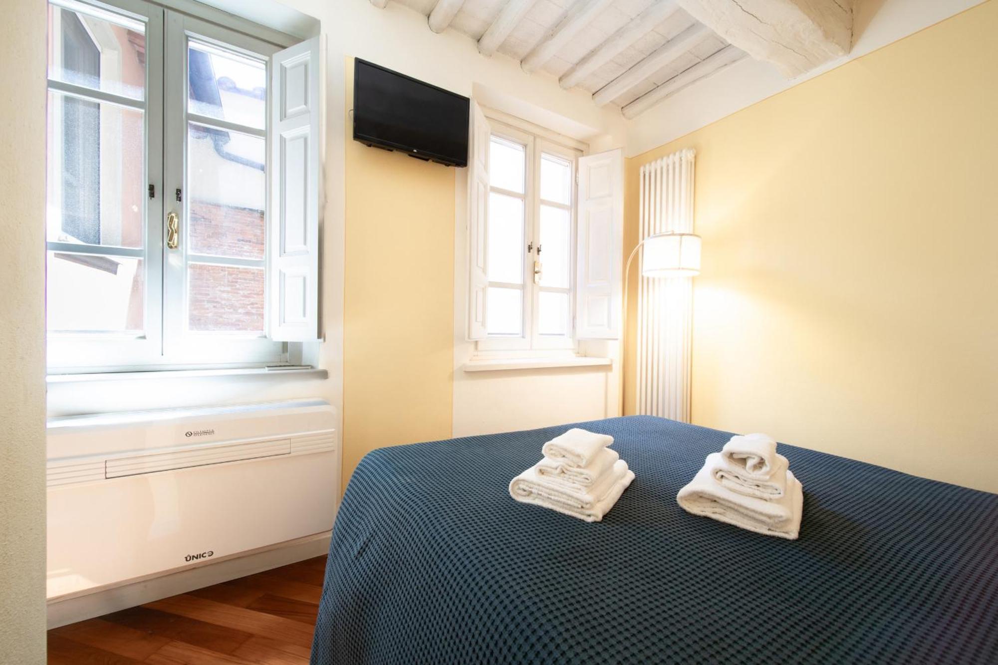 A Casa Di Irene Apartment Lucca Bagian luar foto